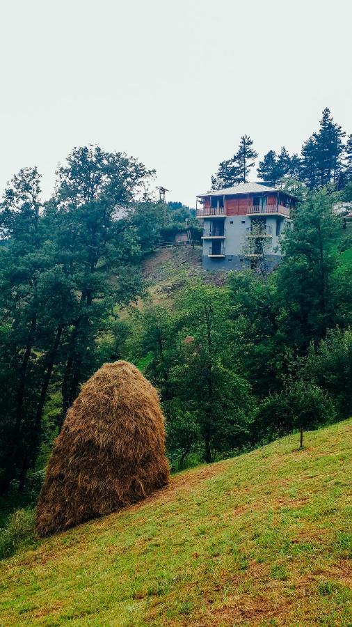 Hotel Khulo Lnn Exterior foto